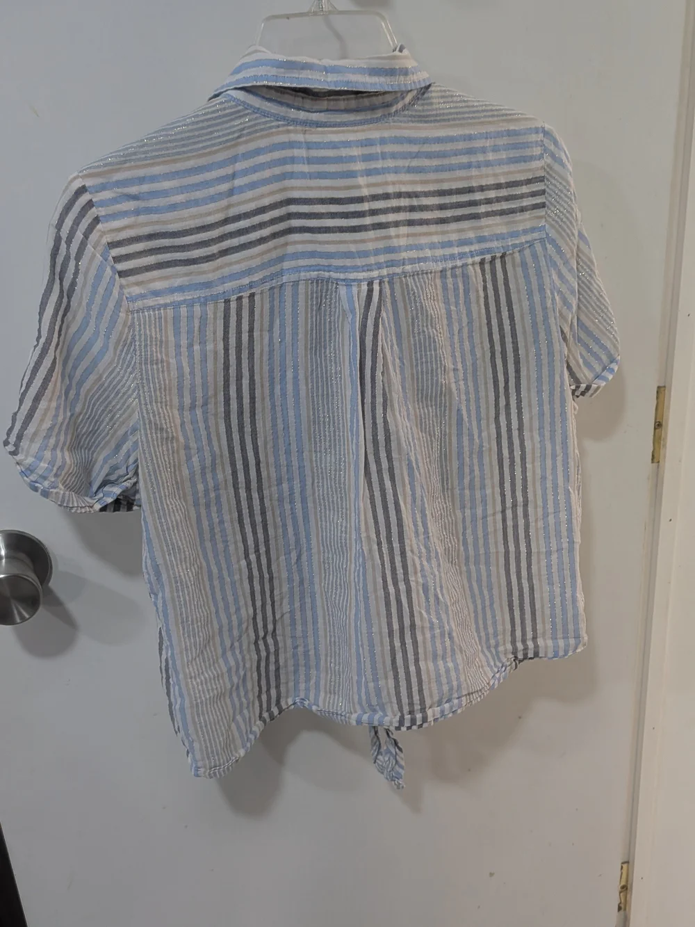 Michael Kors Light Blue, White & Gray Striped Tie-Hem Button Shirt